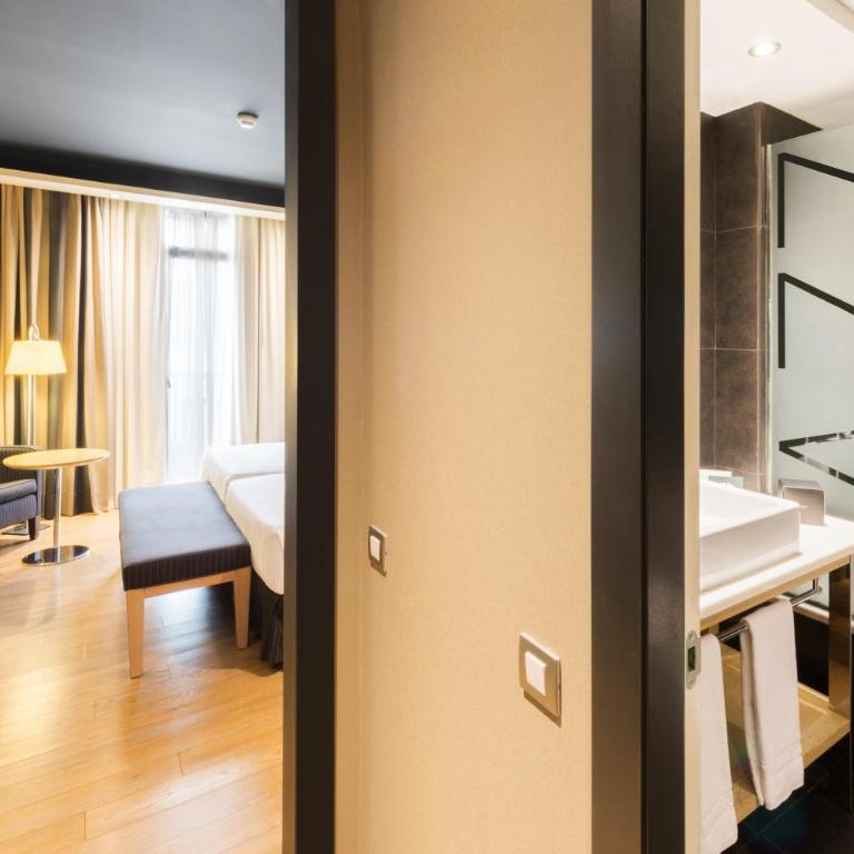 Hotel Jazz - Double or Twin Room - 4