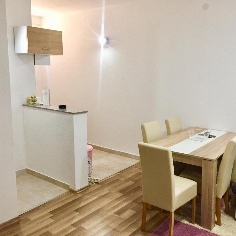 Apartman AS - Deluxe Apartment - 8