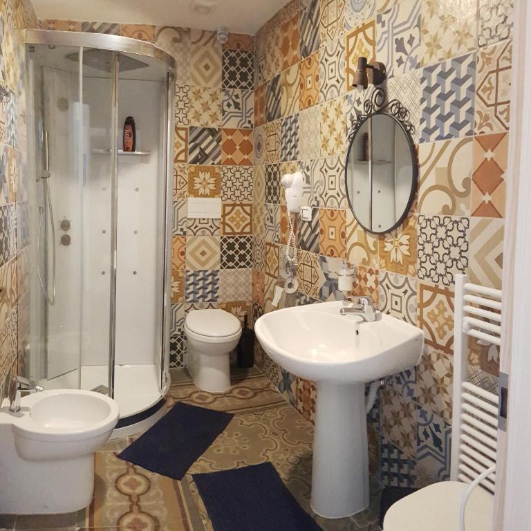 B&B Maricentro - Double Room with Balcony - 3
