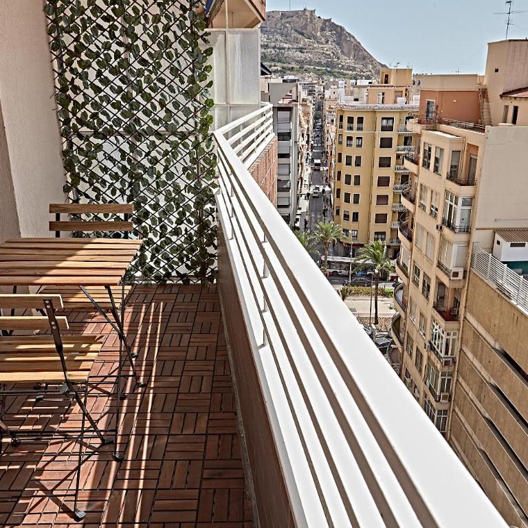 Beferent Riscal 3 Alicante Centro - Apartment - 6