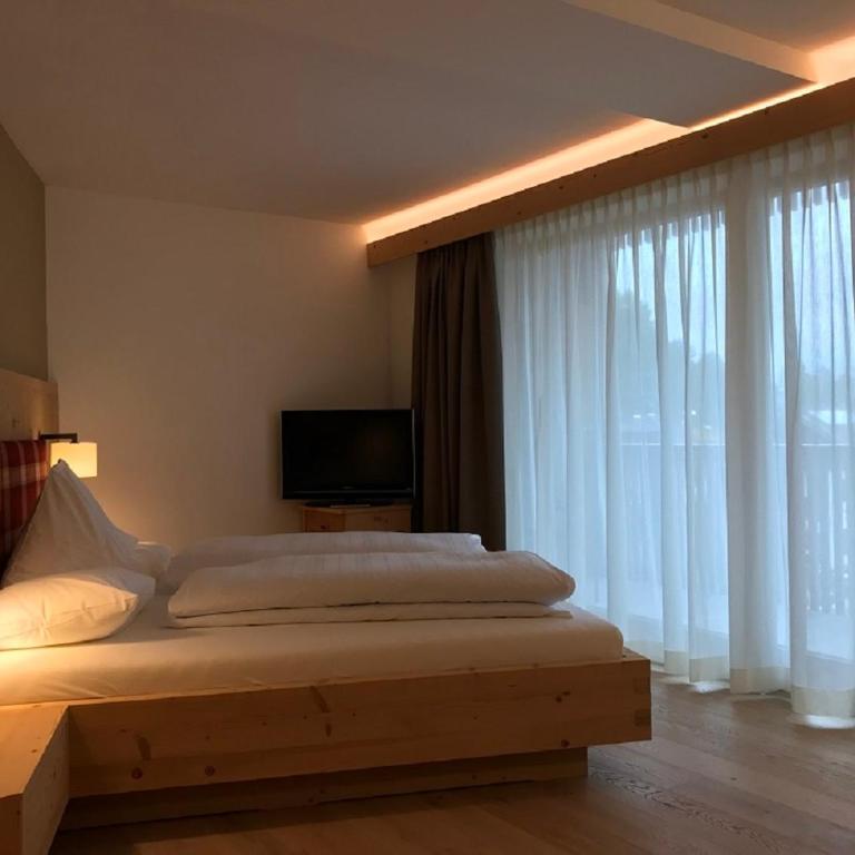 Hotel Schoenblick - Doppelzimmer mit Balkon - 1
