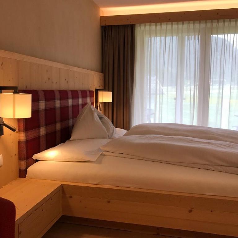 Hotel Schoenblick - Doppelzimmer mit Balkon - 2