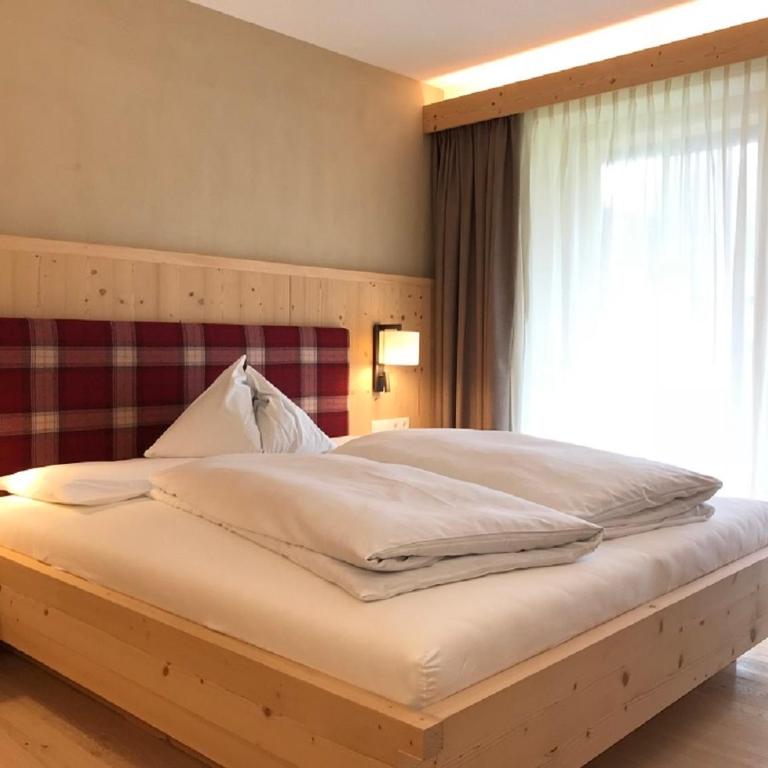 Hotel Schoenblick - Doppelzimmer mit Balkon - 3