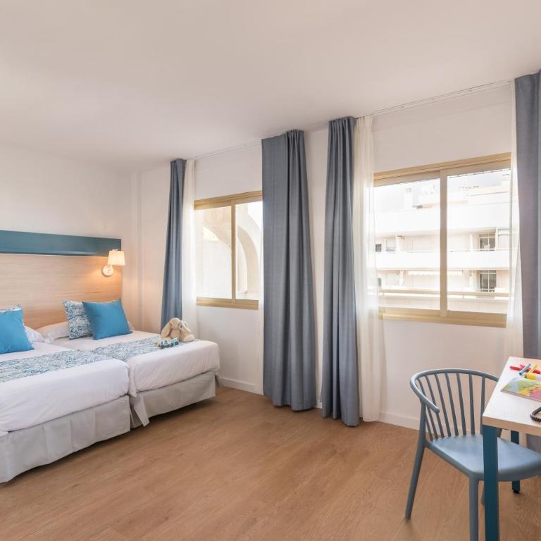 Hotel Salou Beach Family Rentalmar - Habitación Familiar (4 adultos) - 6