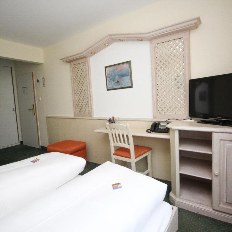 Hotel Leopold - Standard Doppelzimmer - 9