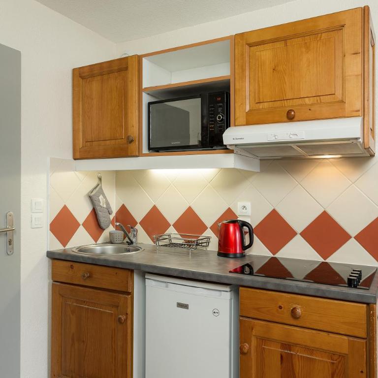 Apartment Aiglons - Central Chamonix Mountain Haven - Apartment - 13