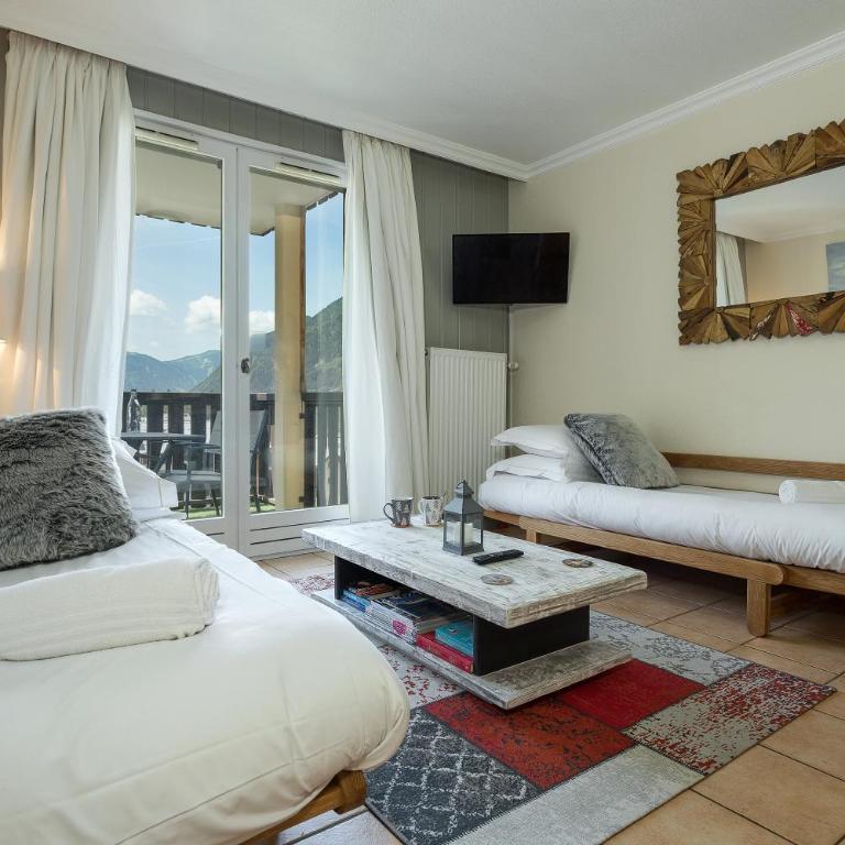 Apartment Aiglons - Central Chamonix Mountain Haven - Apartment - 2