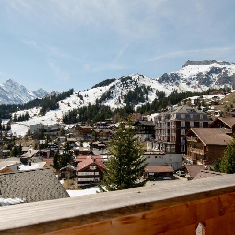 Sportchalet Mürren - Fünfbettzimmer mit eigenem Bad - 3