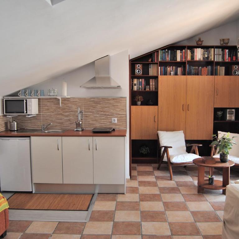 El Rincon de Isabel - Studio Apartment - 7