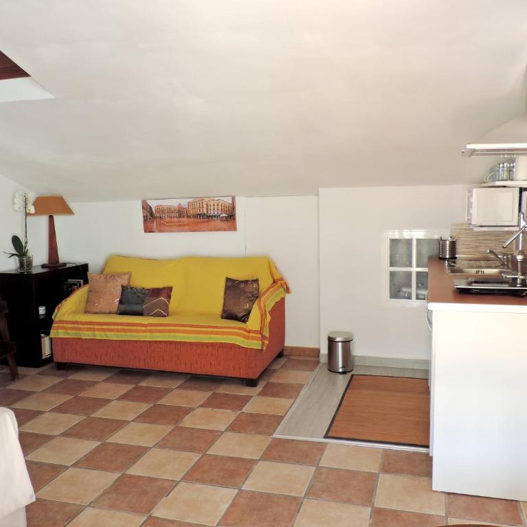 El Rincon de Isabel - Studio Apartment - 20