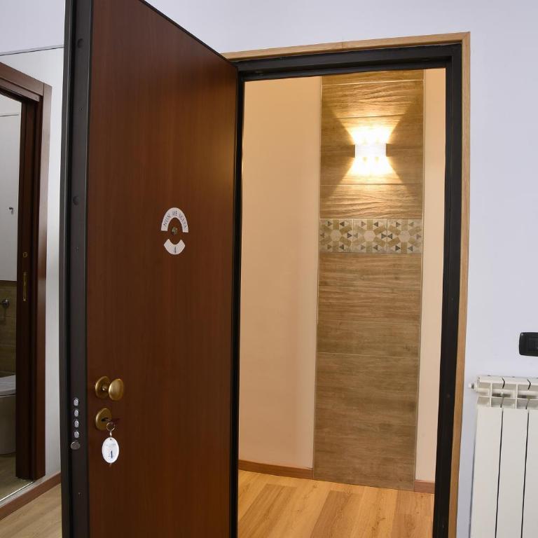 La Dimora Luca Giordano - Deluxe Double Room - 7