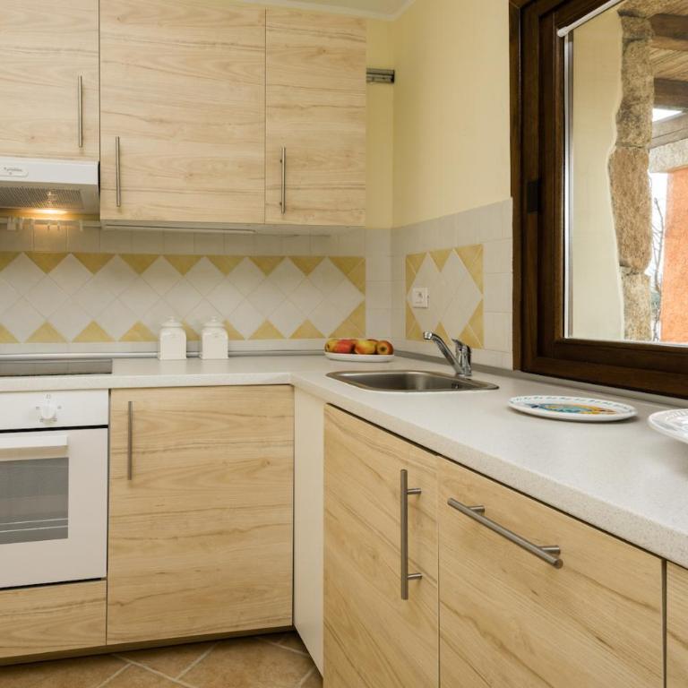 Villaggio Perlacea - Your House in Sardinia - Appartamento con 2 Camere da Letto, Giardino e Vista Mare - 4