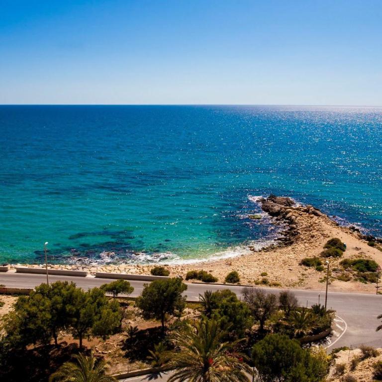 Apartment near the beach - Three-Bedroom Apartment - 36