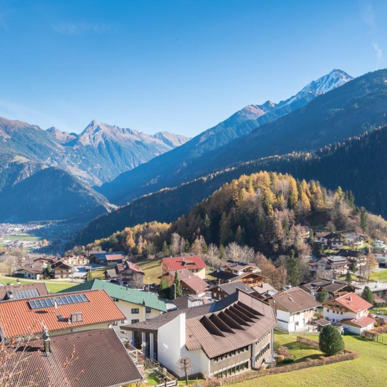 Superior Hotel Persal - Comfort Doppelzimmer mit Balkon und Bergblick - 5