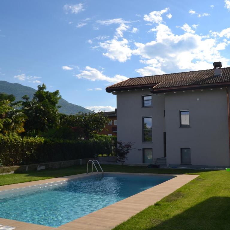 lido 3 pool, 30m from the lake, pet friendly COMO LAKE - Appartamento con Vista Giardino - 1