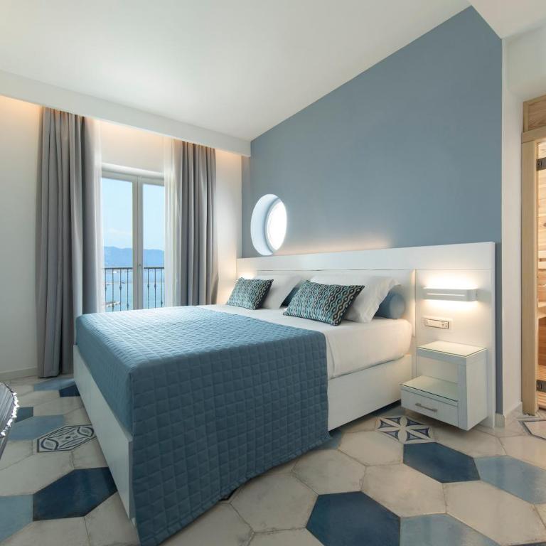 Lloyd's Baia Hotel - Junior Suite Spa con Vista Mare - 2