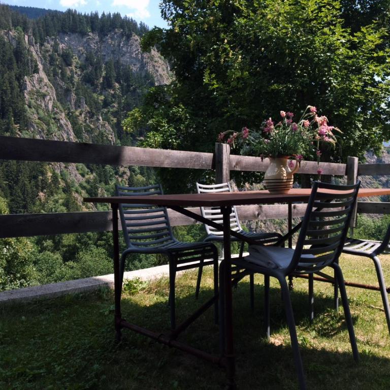 Swissalpschalet 4-5 Check also our new home Swissalpschalet 6 PRO - Apartment - 11