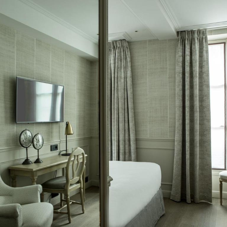 Charles V - Chambre Double Supérieure - 8