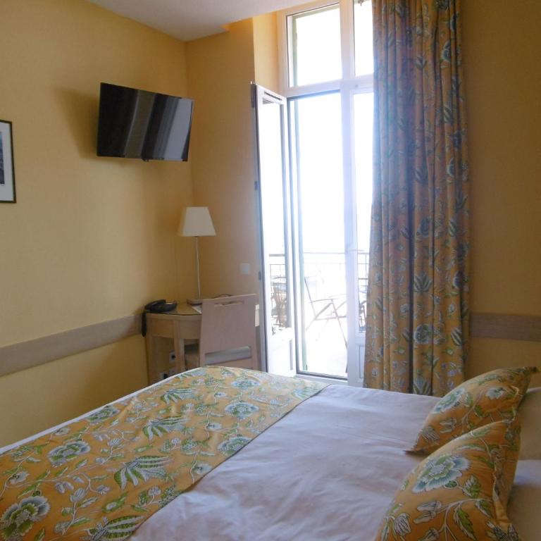 Hôtel La Flore - Chambre Double avec Terrasse - Vue sur Mer - 3