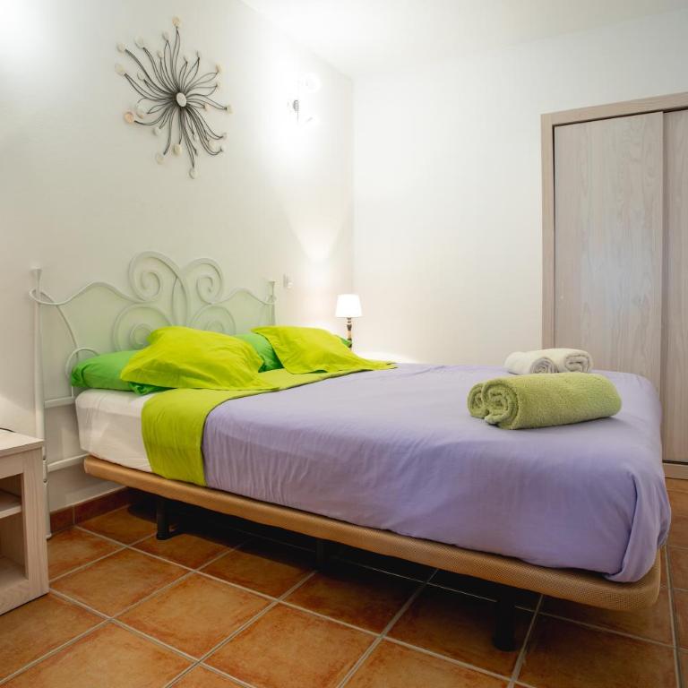 Casa Checa Apartment 2 - One-Bedroom Apartment - 11