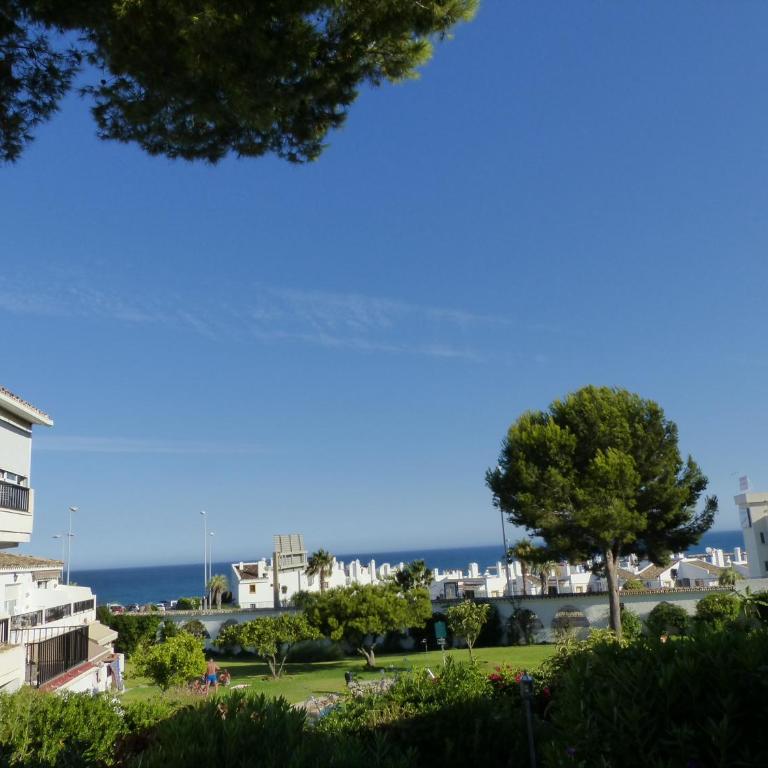 Apartment, 2 bedrooms, on the beach, with pool, sea views and garden - Two-Bedroom Apartment - 41