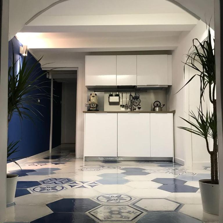 Be Blu Apartment - Apartment - 12