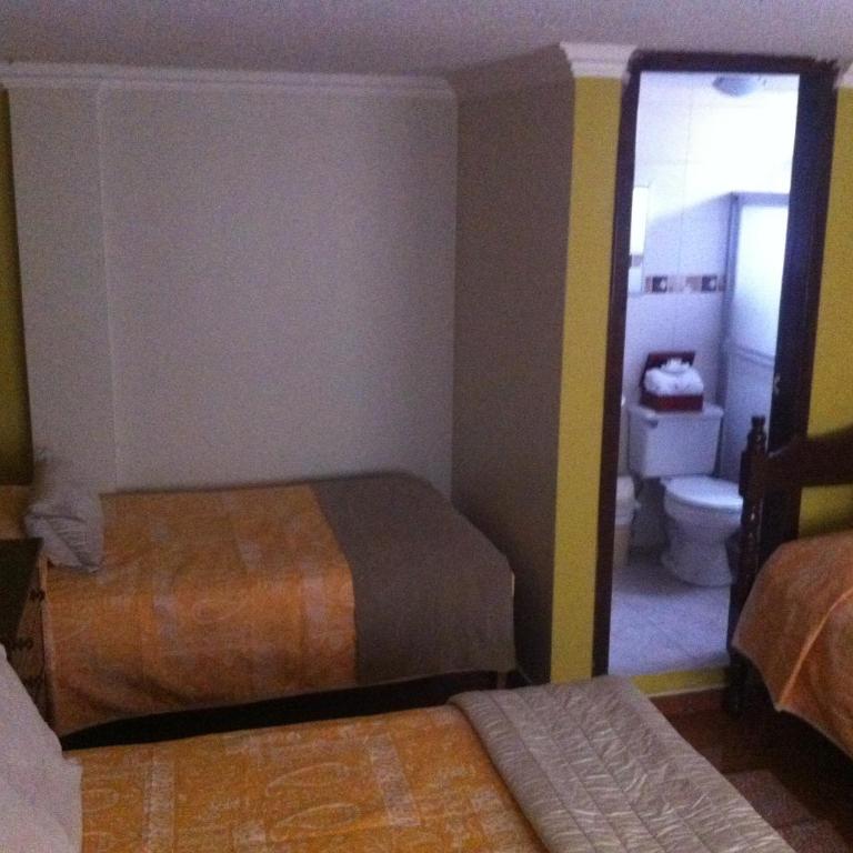 Hotel Margarita 2 - Habitación Triple con baño privado - 3
