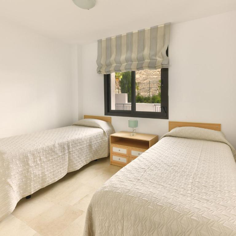Olée Nerja Holiday Rentals by Fuerte Group - Apartment mit 2 Schlafzimmern und seitlichem Meerblick - 3