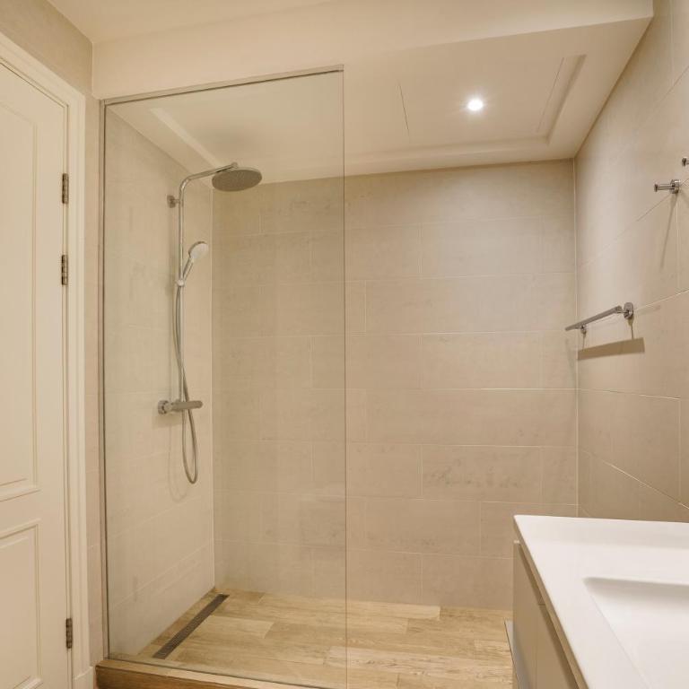 Lustica Apartments Marina Bay - Deluks Apartman - 8