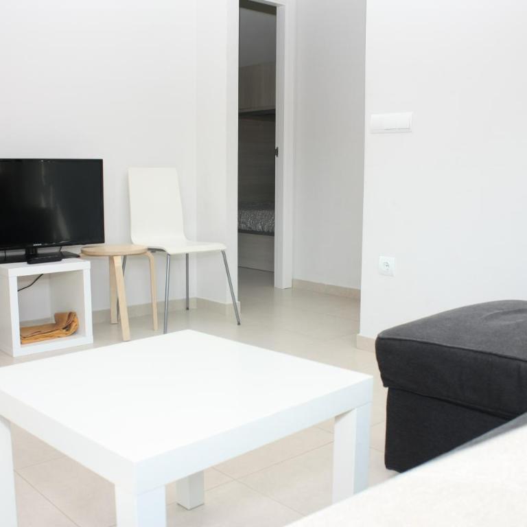Apartamento Plaza Felipe V Inmomart - Apartamento Estándar - 2