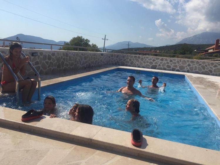 Vila Rogač - Vila sa Sopstvenim Bazenom - 84