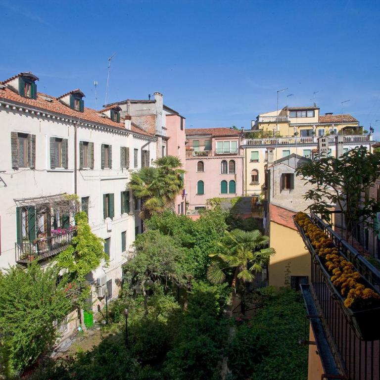 Hotel Agli Alboretti - Camera Superior Matrimoniale/Doppia con Letti Singoli con Terrazza - 8