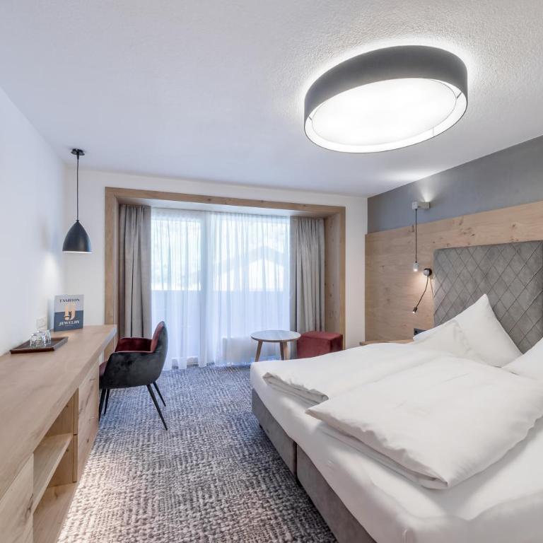 Hotel Grauer Bär - Deluxe Doppelzimmer - 1