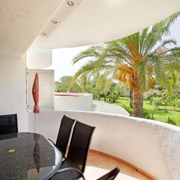 Coronado Studio Marbesa - Estudio - 11