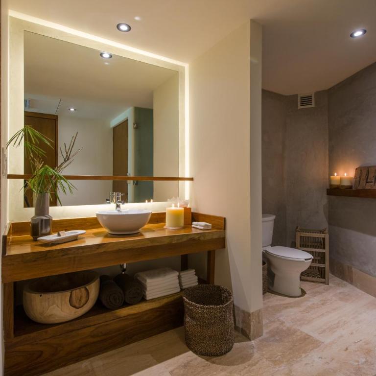 Aluna Resort Tulum - Essential King Room with Balcony - 9