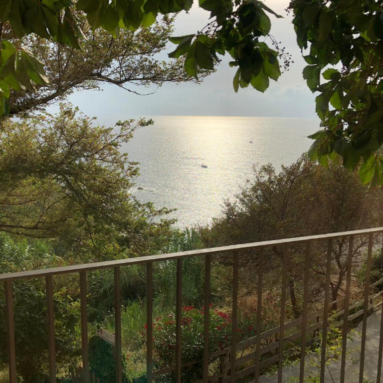 Cala San Francesco B&B - Camera Queen con Vista Mare - 6
