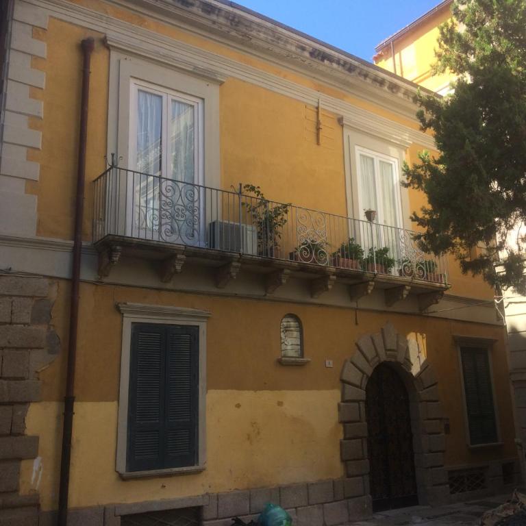 Casa Elide Centro Storico - Apartment - 1