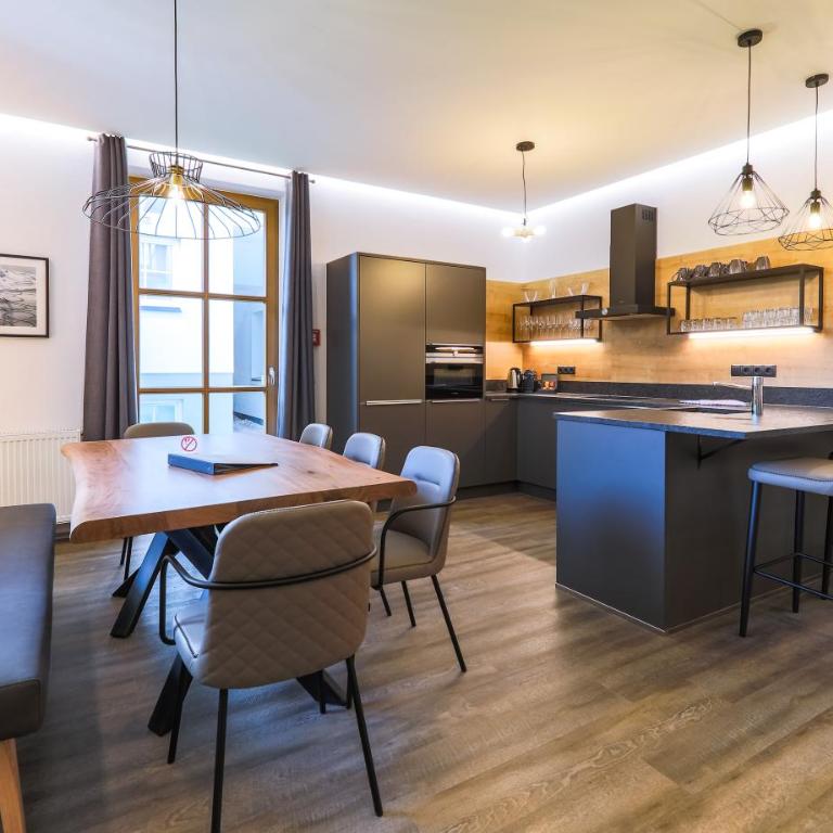 Kitz Residenz by Alpin Rentals - incl Summercard - Superior Apartment mit Sauna - 1