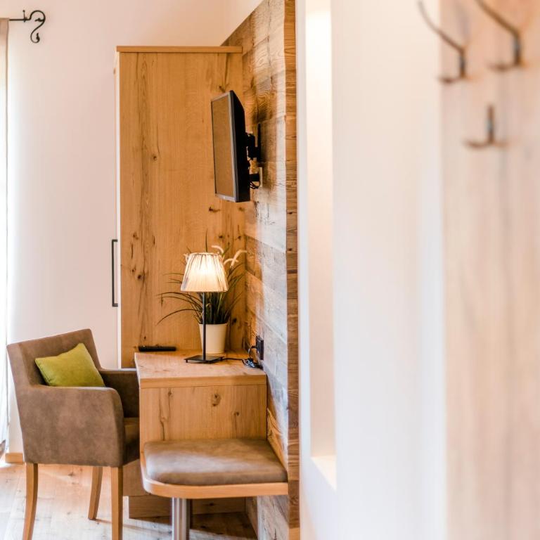 Beim Hochfilzer Superior 4 Sterne - Familienzimmer mit 2 Schlafzimmern (2 Erwachsene + 2 Kinder) - Nebengebäude - 6