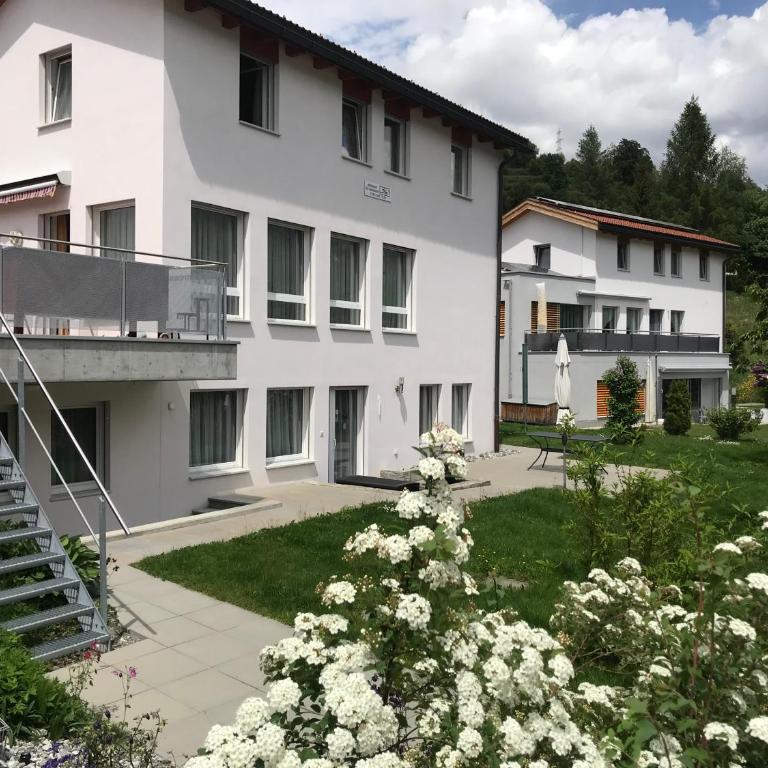 Chasa Aquileia Engadin Scuol - Bergblick, 6 Pers, zentral, Terrasse, Gratisparken - Apartment mit Blick auf die Berge - 25