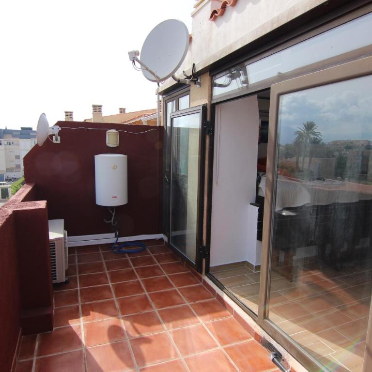 Ático Duplex en 1a línea de mar - Apartamento - 73