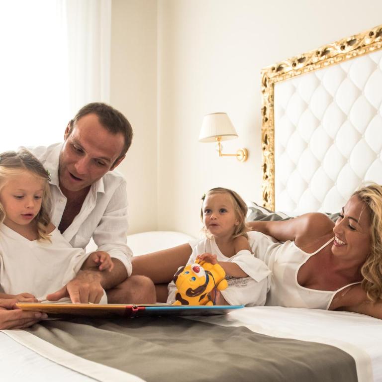 Novecento Suite Hotel - Family Suite with Balcony - 1