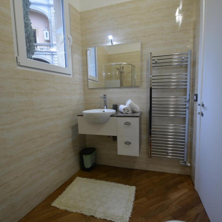 B&B IL SEGRETO - Camera Familiare con Terrazza - 12