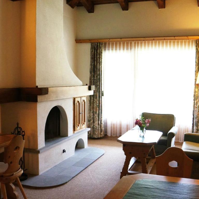 Soldanella by Hotel Adula - Junior Suite mit Balkon - 1