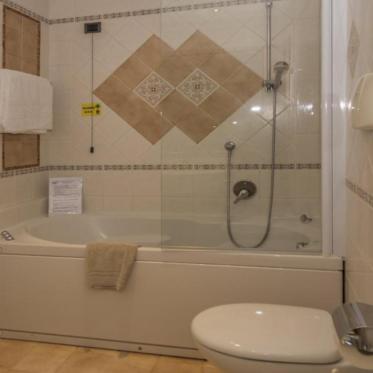 Hotel Della Torre - Junior Suite - 1