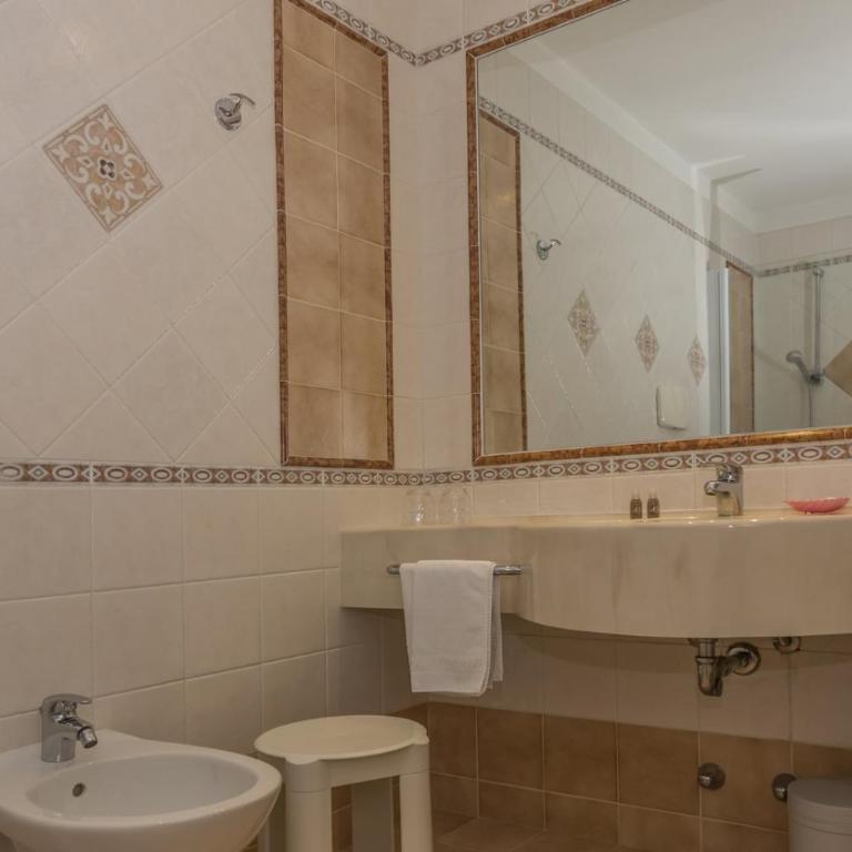 Hotel Della Torre - Junior Suite - 2