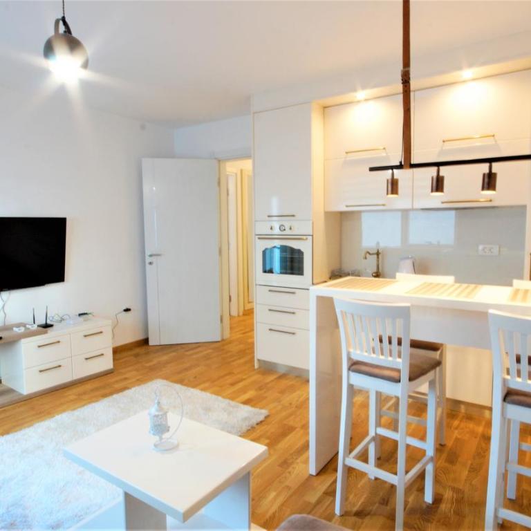 Apartment Lux Fontana - Apartman sa 1 Spavaćom Sobom - 1