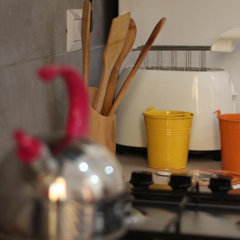 Arpa Apartments Bologna Center - Family Studio with Private Bathroom - 23