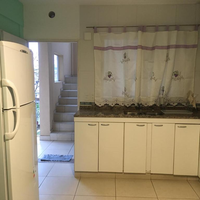 Deptos Drei Kinder - Apartment with Balcony - 13