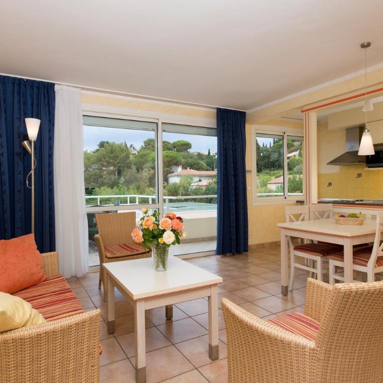 Résidence les Tourelles - Appartement 2 Chambres avec Balcon (2 Adultes) - 4